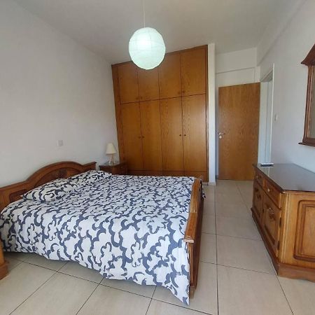Sunny 2 Bedroom Larnaca Center Exterior foto